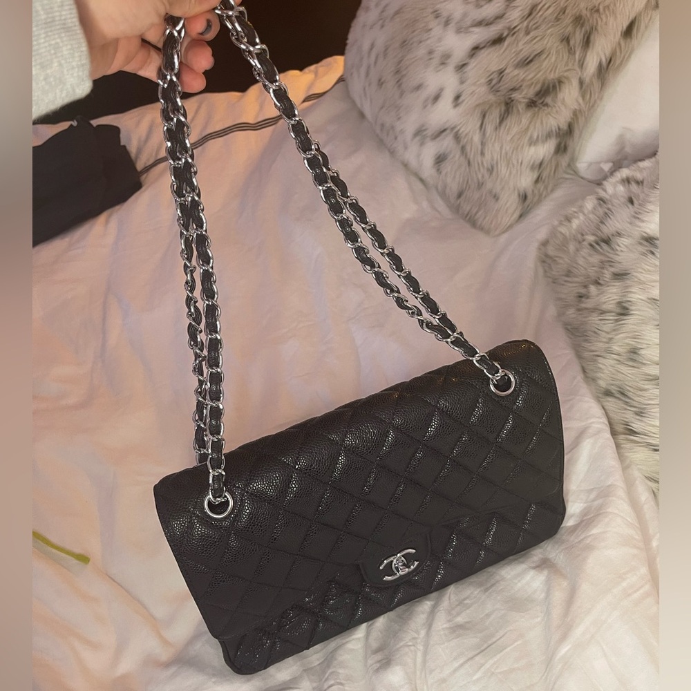 Quilted leather handbag